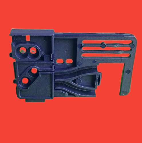 Vedení řetízku barva antracit.