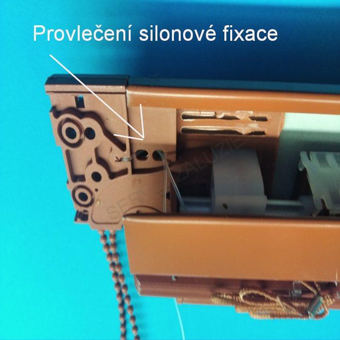 Vedení řetízku barva bílá.