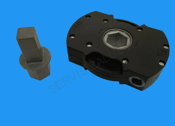 Manuální převodovka 1:8 22 kg s čepem 13x13 mm černá