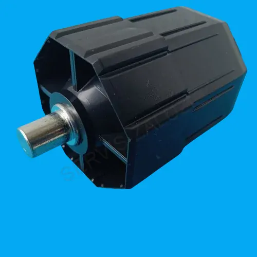 Koncovka hřídele s čepem 72